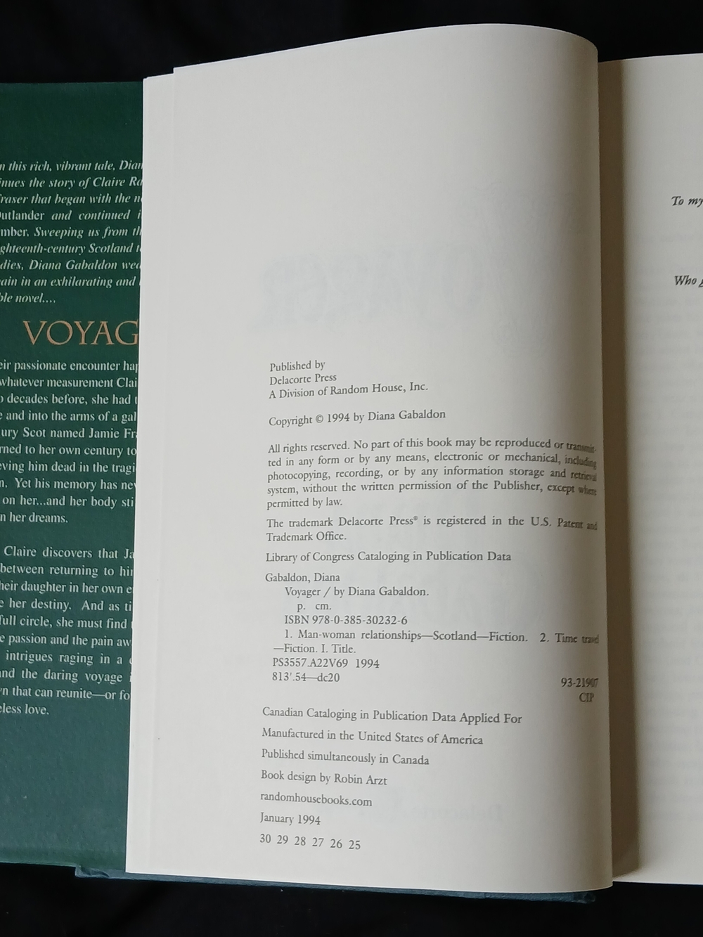 Vintage Hardcover Outlander Voyager Book By Diana Gabaldon - Picture 7 of 7